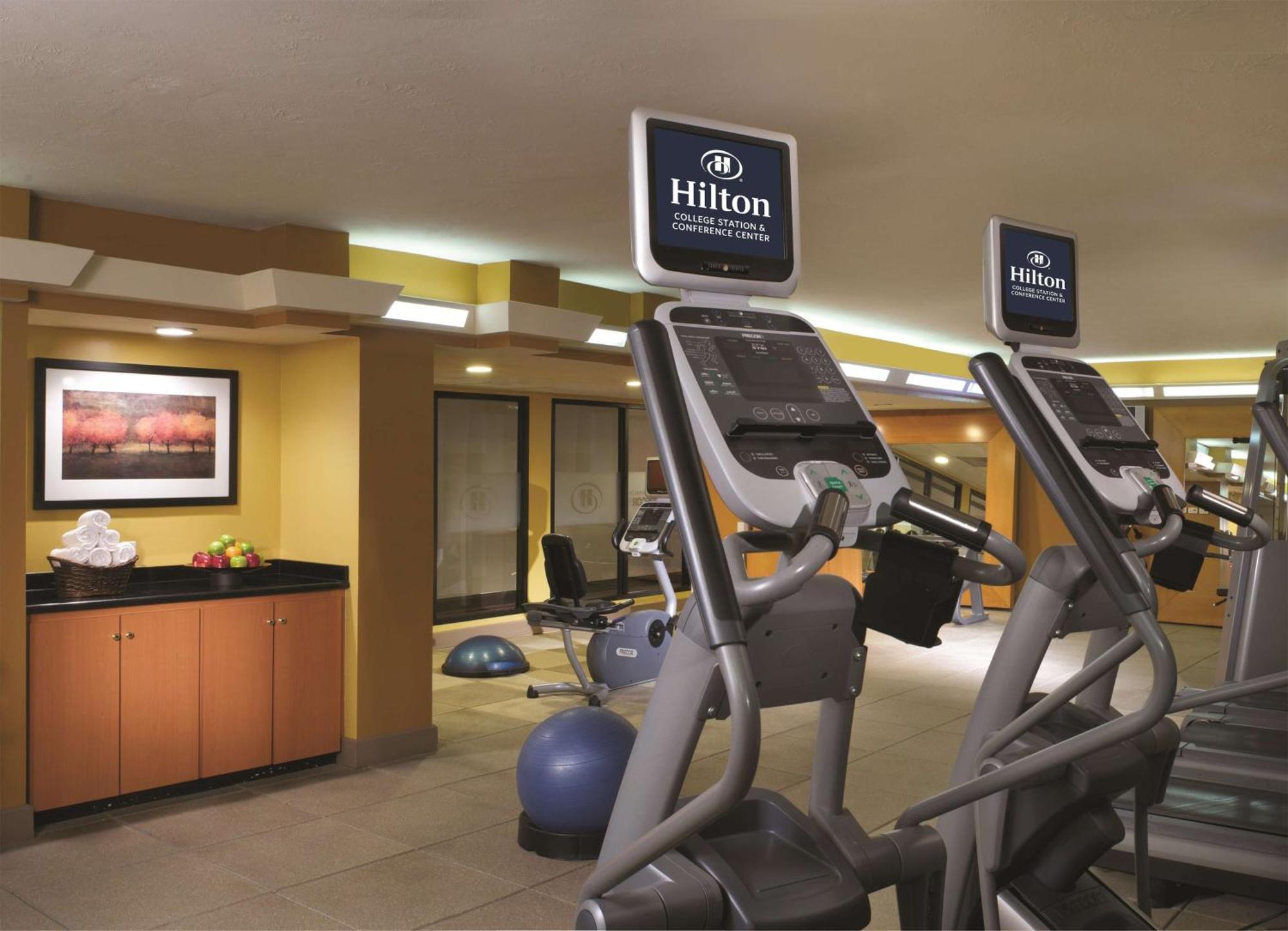 Hotel Hilton College Station & Conference Center Exterior foto