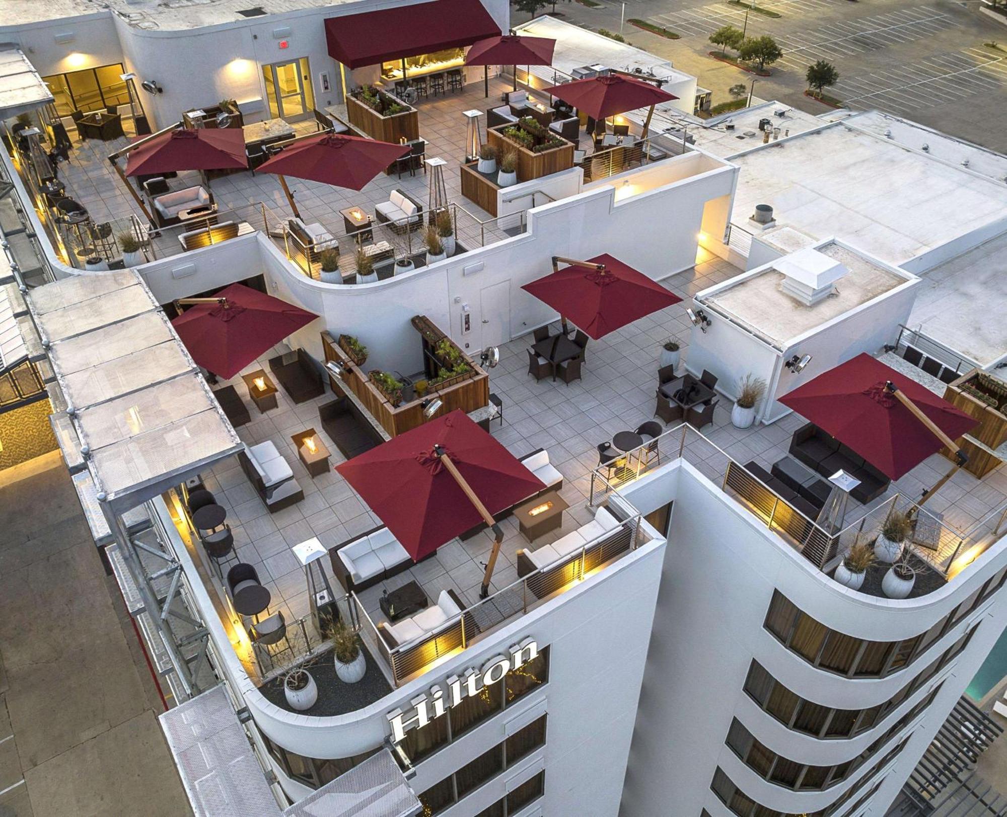 Hotel Hilton College Station & Conference Center Exterior foto